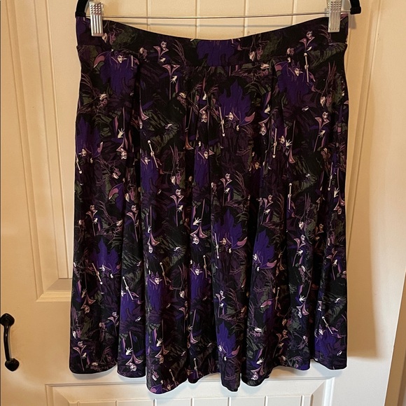 LuLaRoe Dresses & Skirts - LuLaRoe Disney Madison Maleficent Purple Skirt L